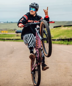 Pit Viper The IntimidatorThe PeacekeeperZ87+Mirror, Non-Polarized, Z87+ Safety RatedBlack Accesories